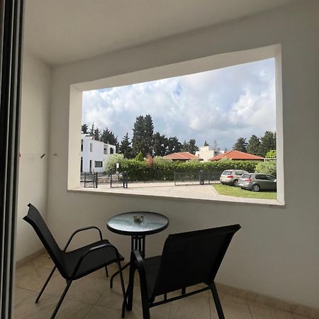 Apartments Fati & Flori Улцинь Екстер'єр фото