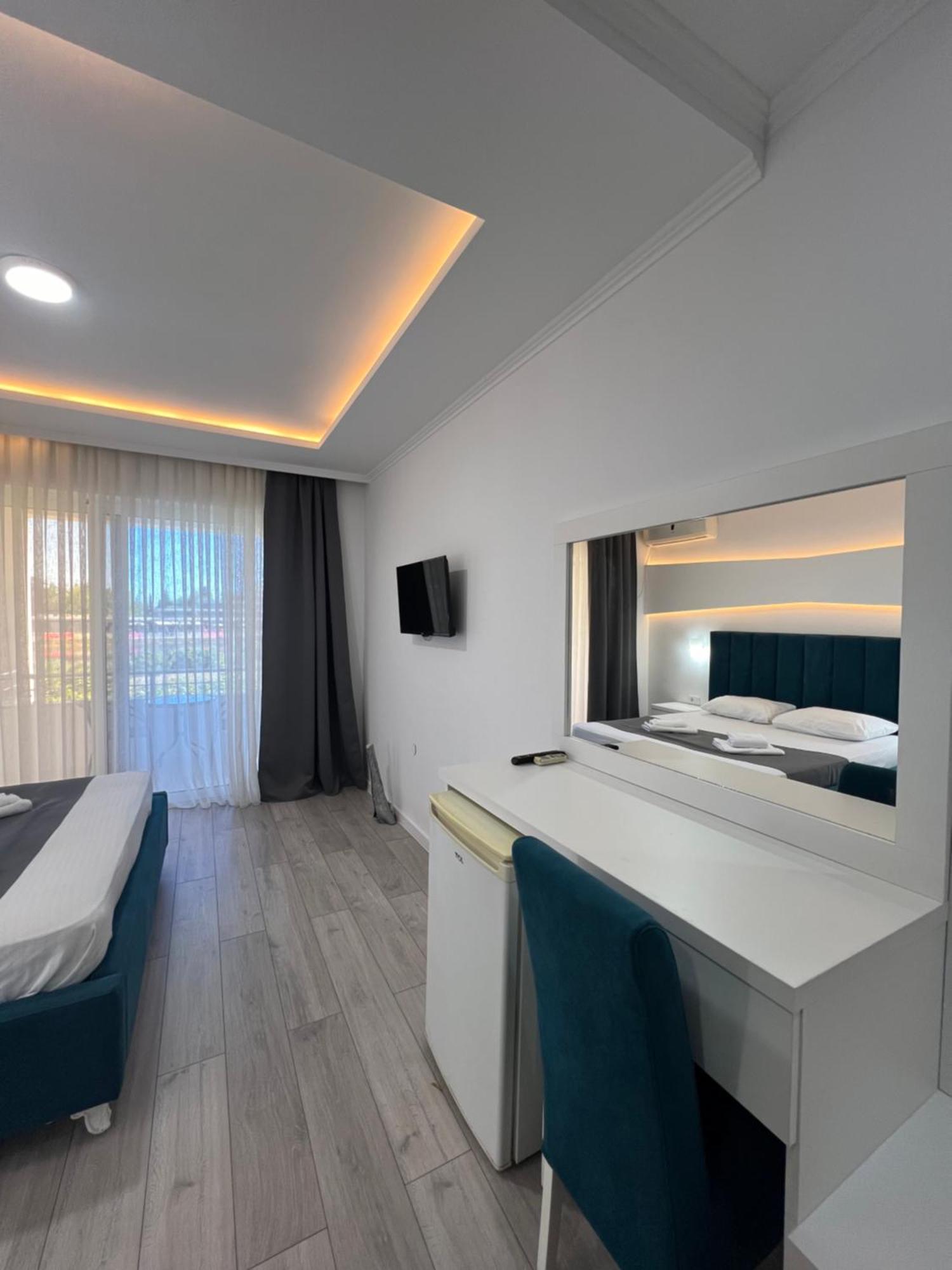 Apartments Fati & Flori Улцинь Екстер'єр фото